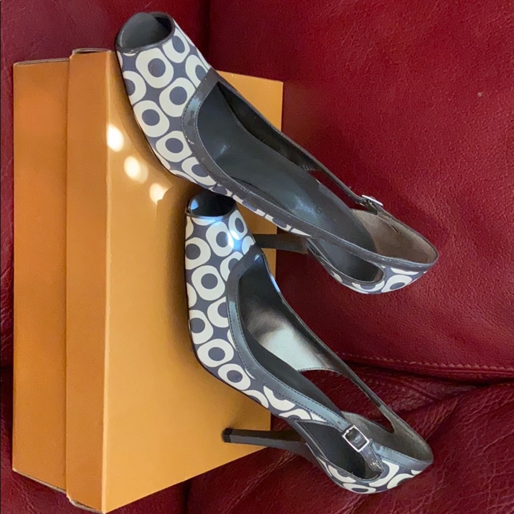 Unisa Fun heels